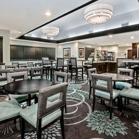 Staybridge Suites Lubbock-University Area By Ihg Bagian luar foto