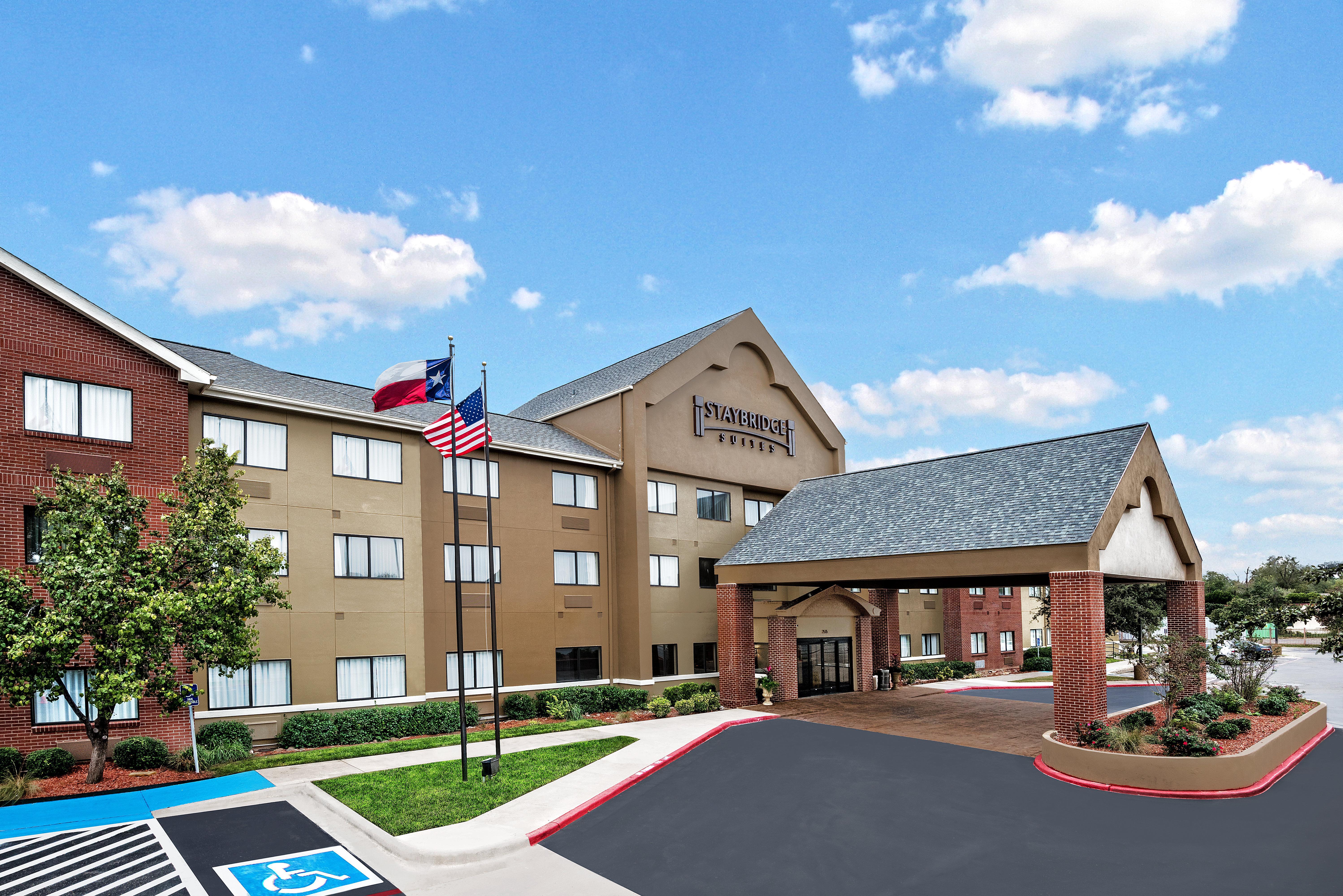 Staybridge Suites Lubbock-University Area By Ihg Bagian luar foto