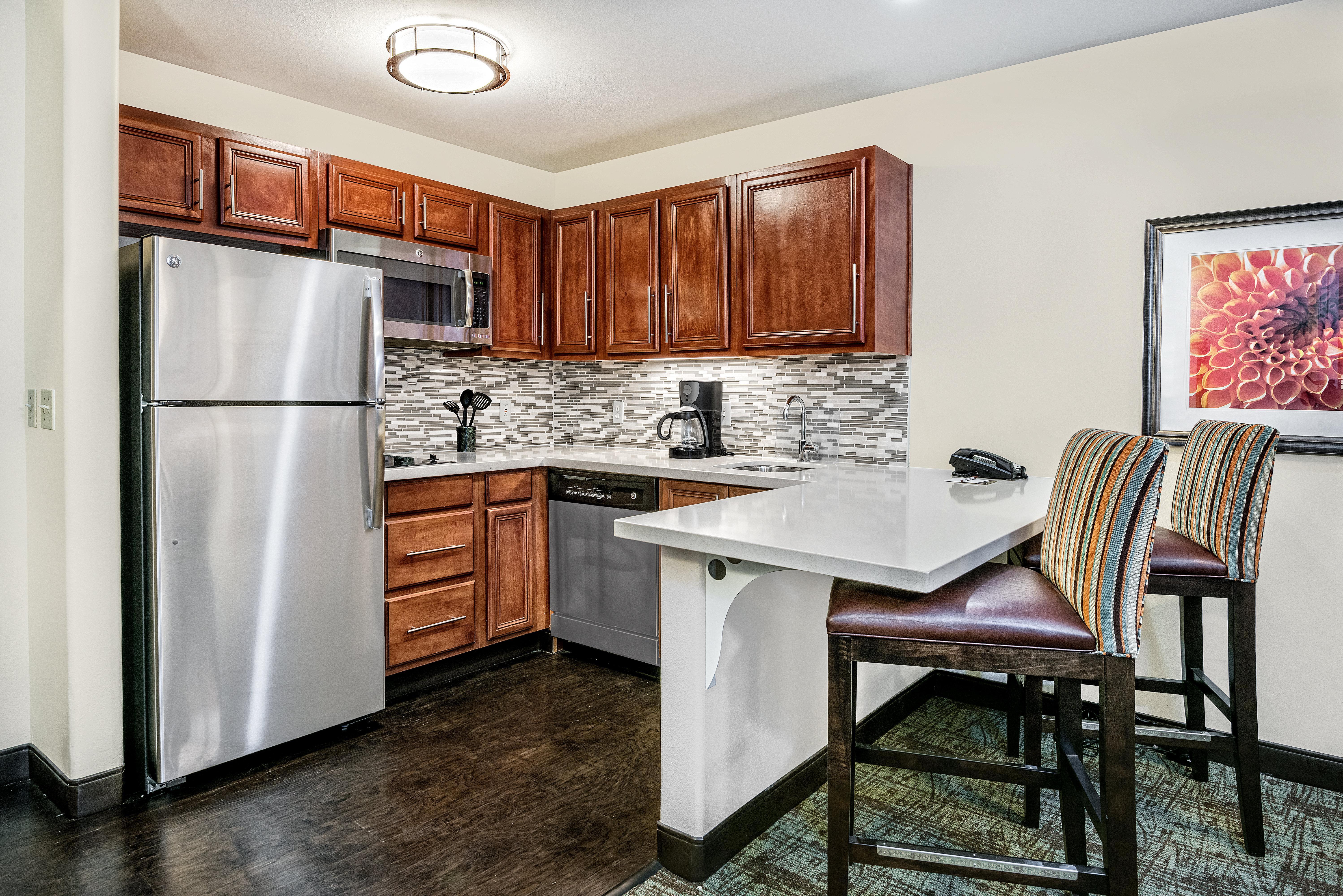 Staybridge Suites Lubbock-University Area By Ihg Bagian luar foto