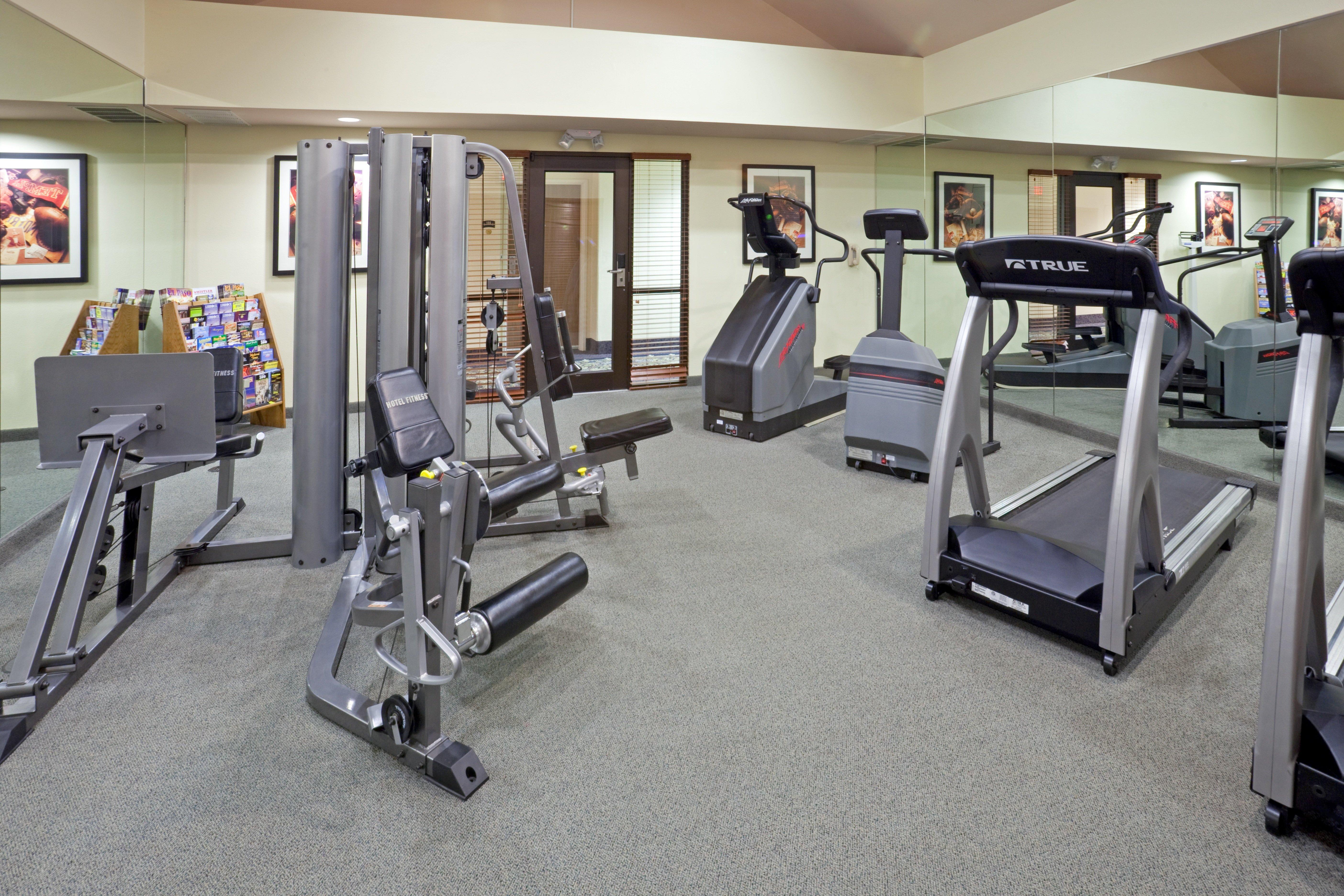 Staybridge Suites Lubbock-University Area By Ihg Bagian luar foto