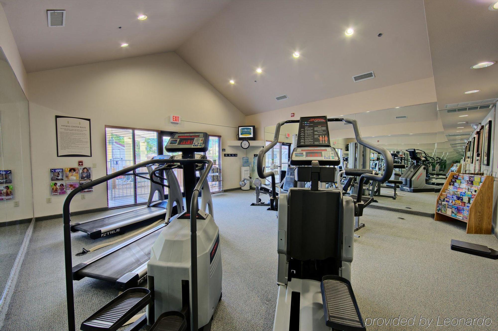 Staybridge Suites Lubbock-University Area By Ihg Bagian luar foto