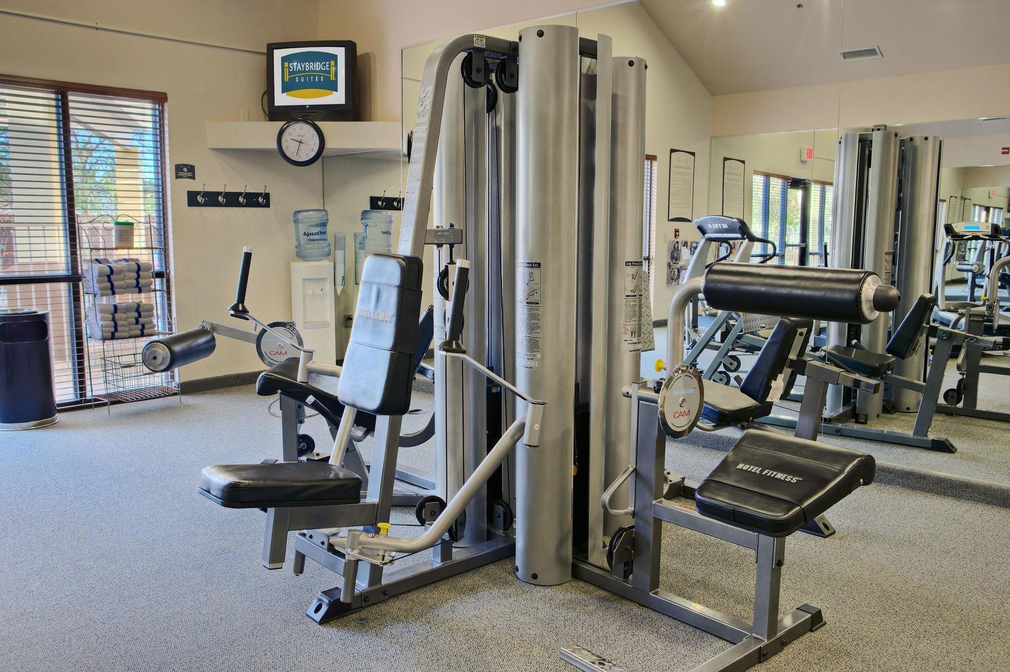 Staybridge Suites Lubbock-University Area By Ihg Bagian luar foto