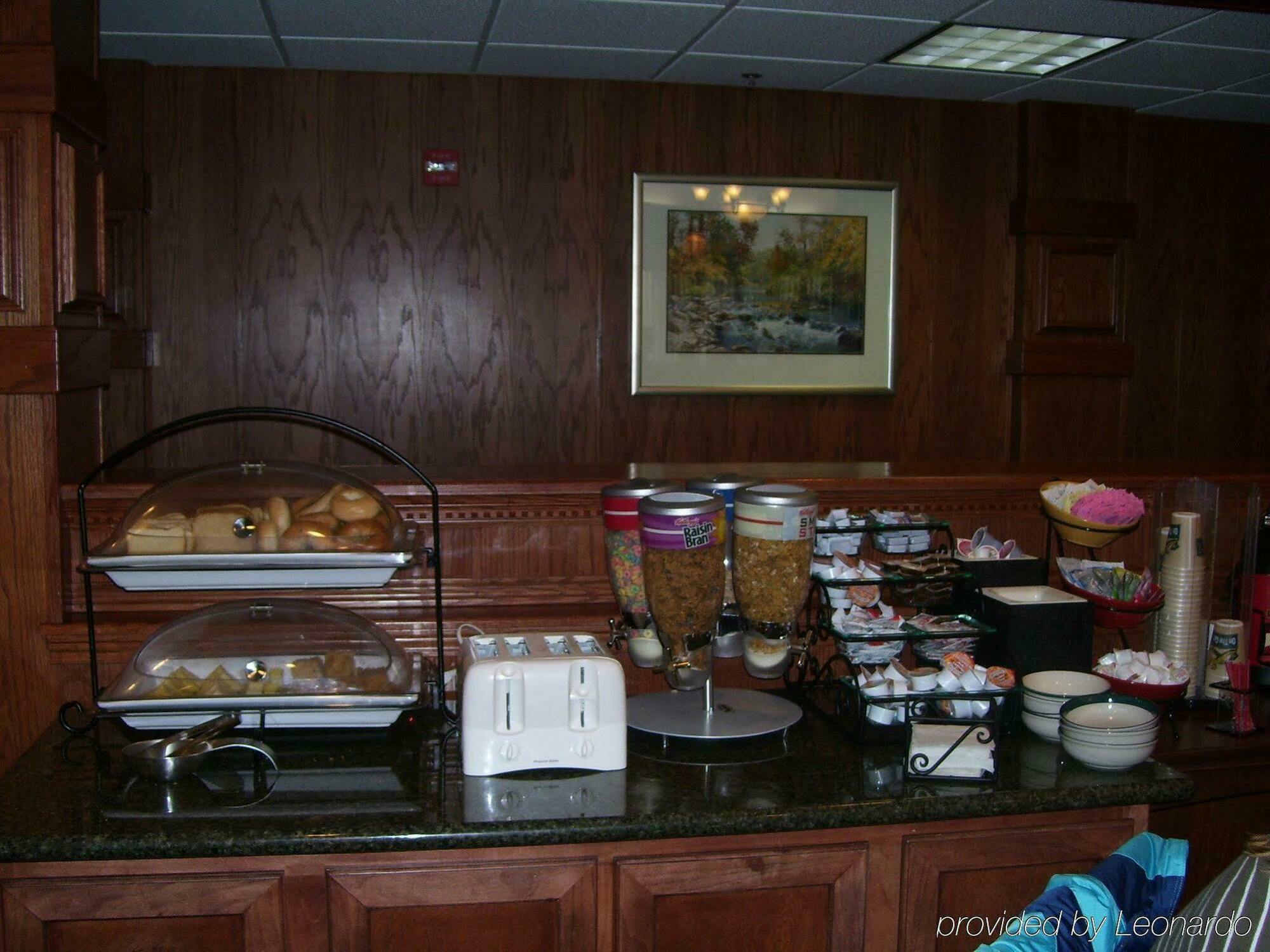 Staybridge Suites Lubbock-University Area By Ihg Bagian luar foto